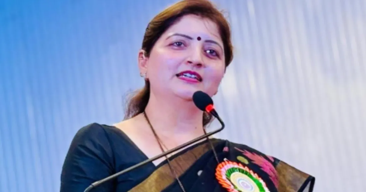 Rupali Chakankar Quits NCP Women's Wing Post as Ashok Kharat Scandal Continues to Widen