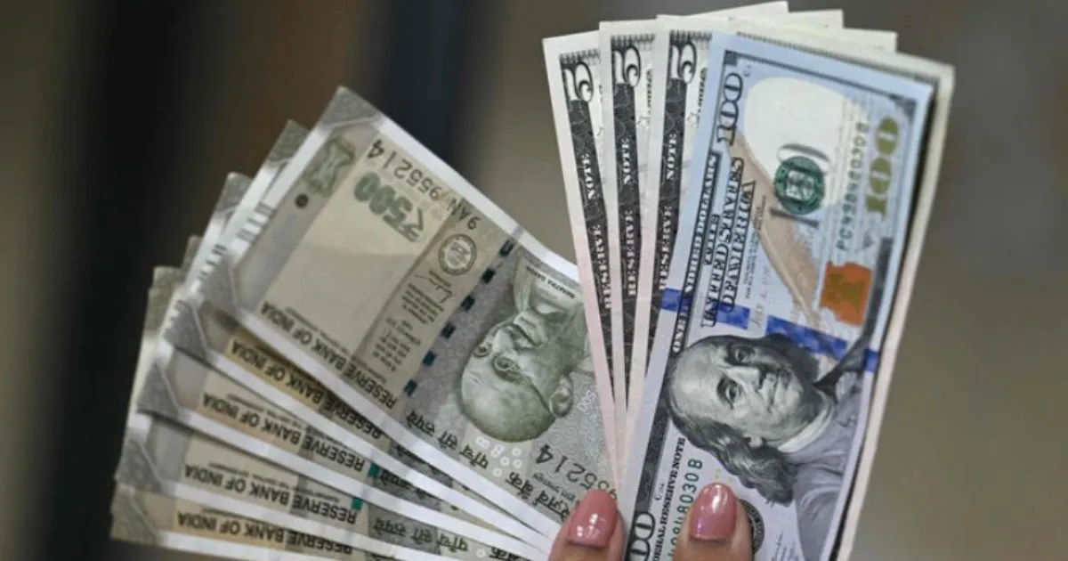 Rupee Surges 1.4% to 93.53 Against Dollar After RBI Cracks Down on Speculative Trades