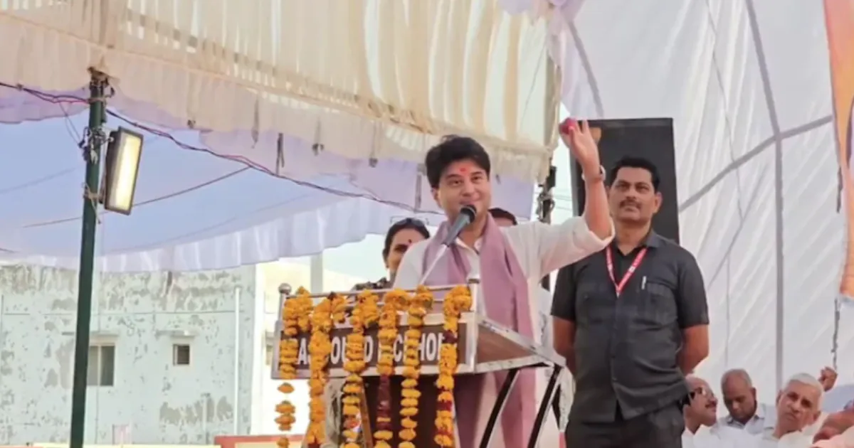 Jyotiraditya Scindia Swears by Onions to Survive 51°C Chambal Heat Without AC
