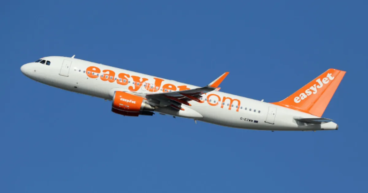 EasyJet Flight EZY2618 Rerouted to Rome Over Prohibited Power Bank in Checked Bag
