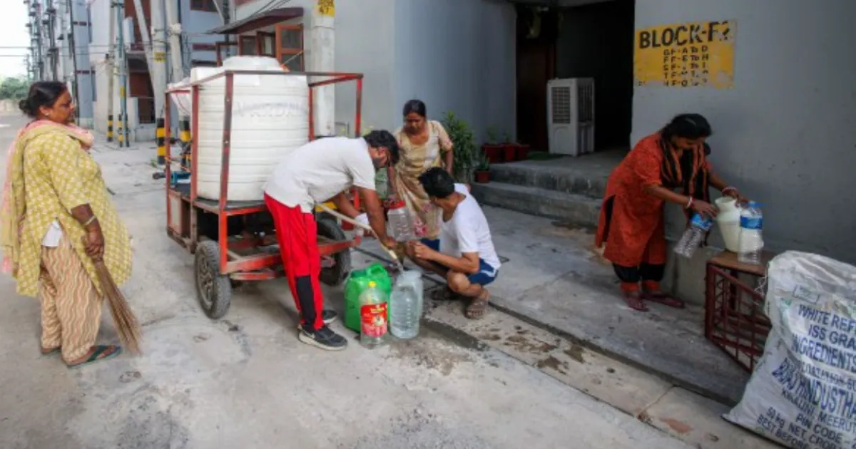  Slum Dwellers Relocated From Lok Kalyan Marg to Savda Ghevra Colony 45 km Away