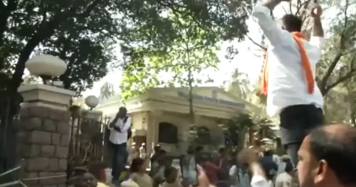 Telangana Teen Dies by Suicide; Bandh Called Over Love Jihad Claim