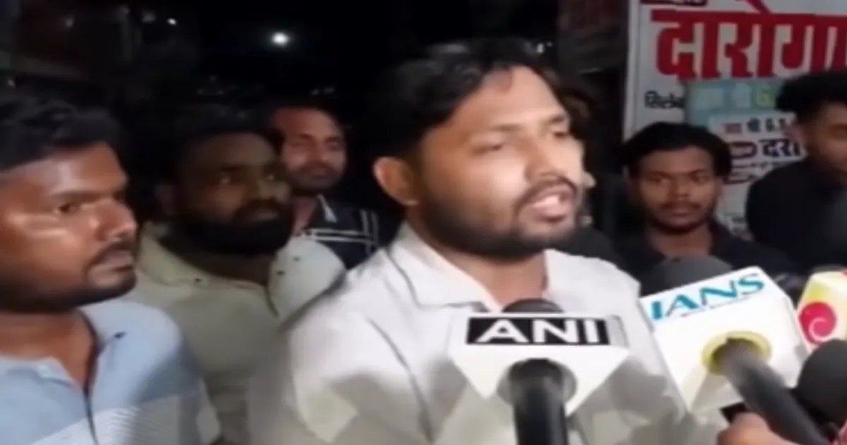 Masked Men Hurl Bricks, Vandalise Khan Sir's Patna Coaching Centre, Guard Injured
