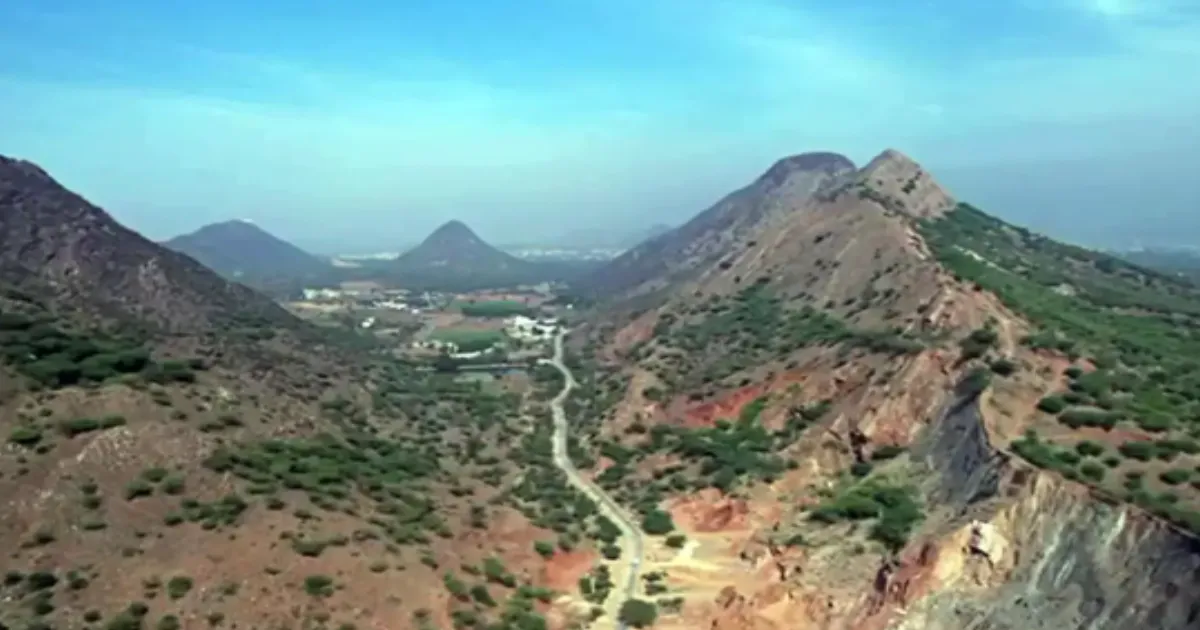 Supreme Court Constitutes High-Powered Panel to Define Aravalli Range Amid Mining Row