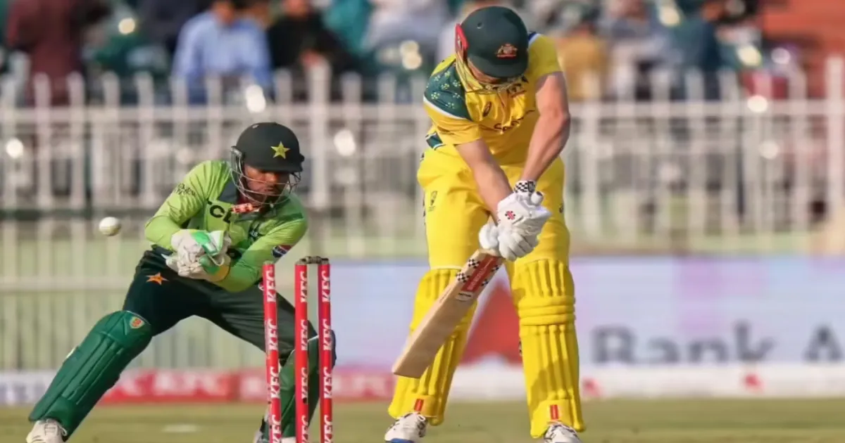 PAK vs AUS 3rd ODI: Australia Opt to Bat in Series Decider at Lahore