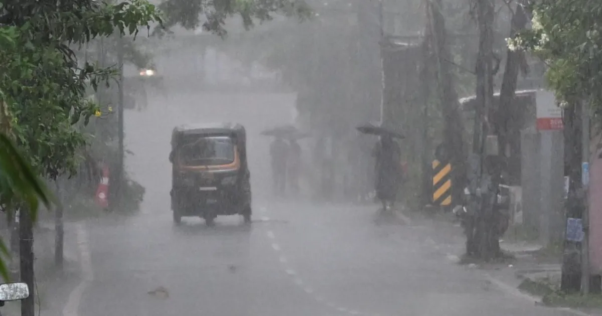  IMD Issues Heavy Rainfall Warning for Karnataka and Tamil Nadu as Monsoon Advances from Kerala