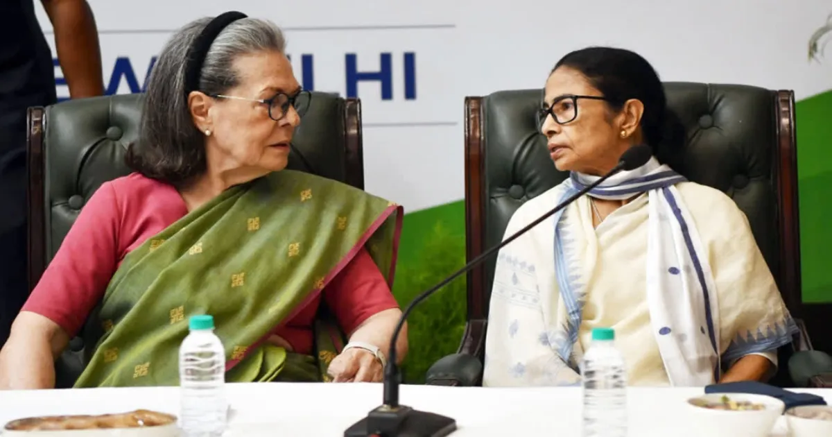 Mamata Banerjee Meets Sonia Gandhi Amid TMC Rebellion to Discuss INDIA Bloc Strategy