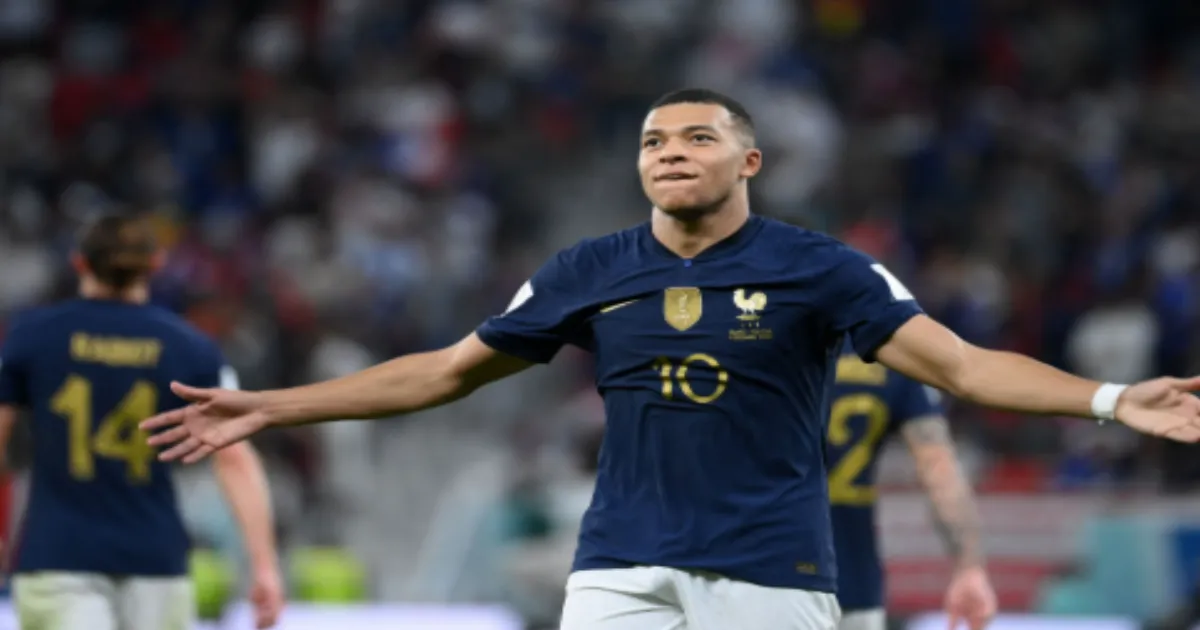 Kylian Mbappe Leads France into World Cup Opener Against Senegal Amid Growing Criticism
