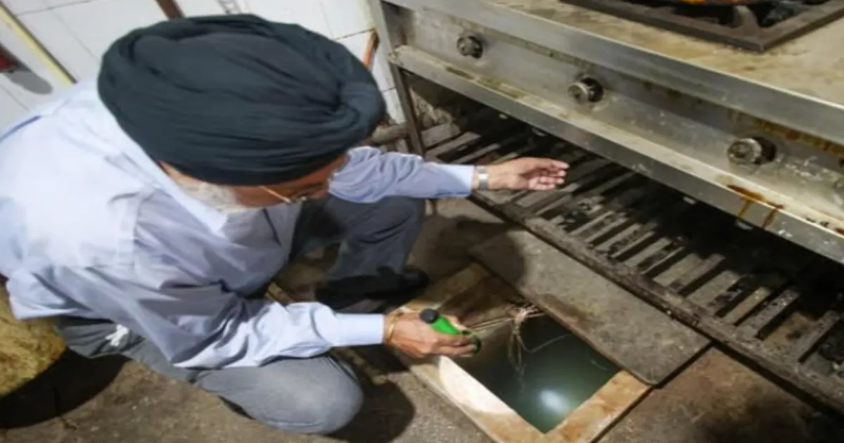 South Delhi's Wealthy Neighborhoods Grapple With Black Tap Water as Authorities Test Live Monitoring