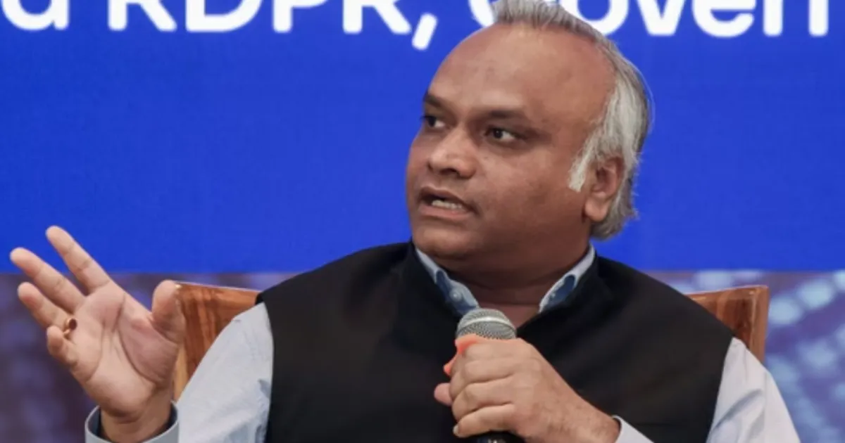 Karnataka Minister Links RSS Security Protection to Demand For Financial Transparency
