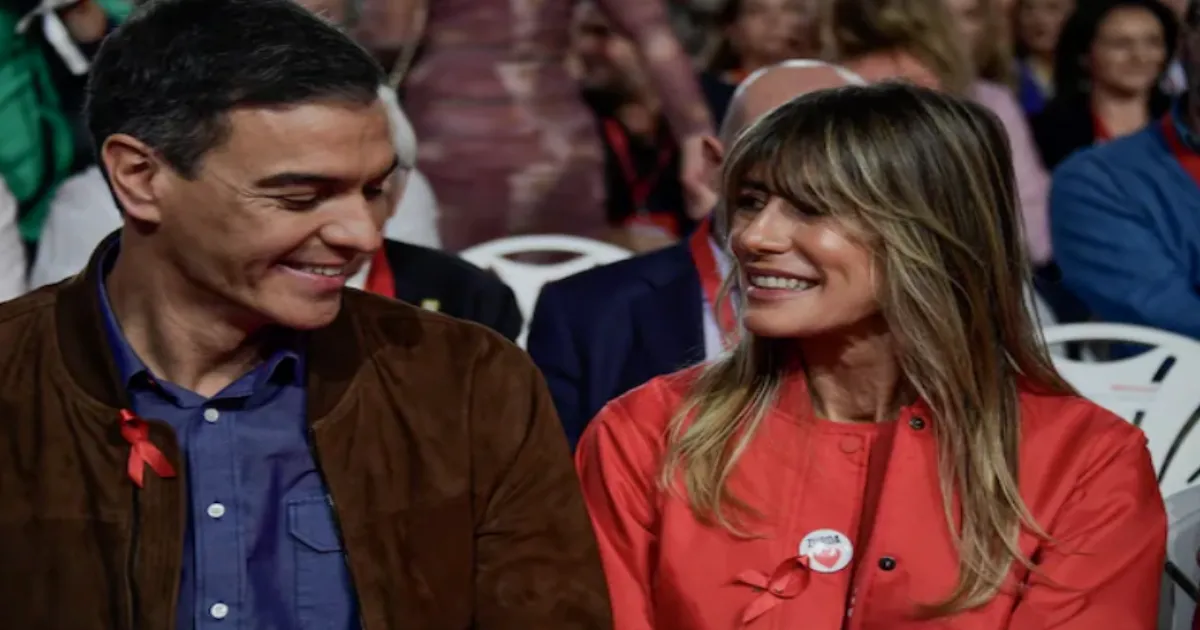 Spanish PM's Wife Charged With Corruption, Influence Peddling; Passport Surrendered to Court