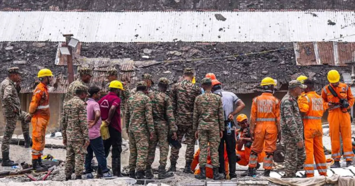 Police Arrest Former Firhad Hakim Aide Over Taratala Warehouse Collapse