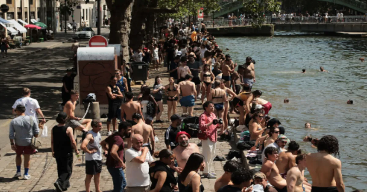 Health Experts Share Tips to Stay Cool and Safe During Heatwaves
