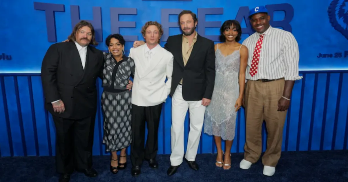 Jeremy Allen White Reveals Cast Knew The Bear's Ending For Years