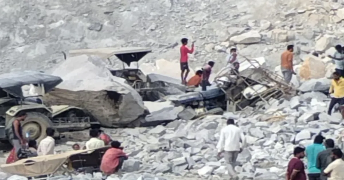 FIR Reveals Workers Had No Safety Gear Before Fatal Boulder Collapse; Alleges Owner's Negligence