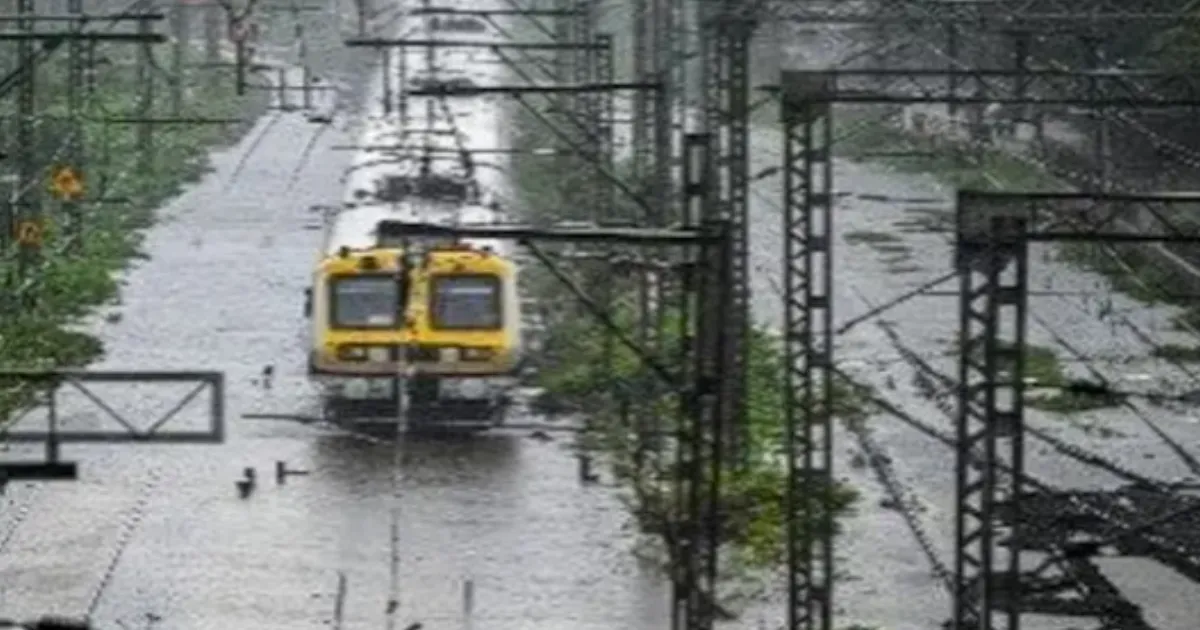 Central Railway Suspends Karjat-Khopoli Services Amid Heavy Rainfall