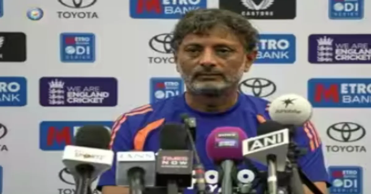 Sitanshu Kotak Denies Rift Between Virat Kohli and Gautam Gambhir