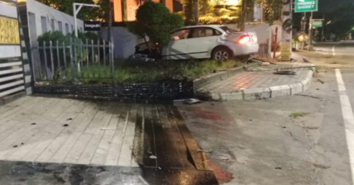 22-Year-Old Student Killed as His Speeding Car Hits Apartment Wall