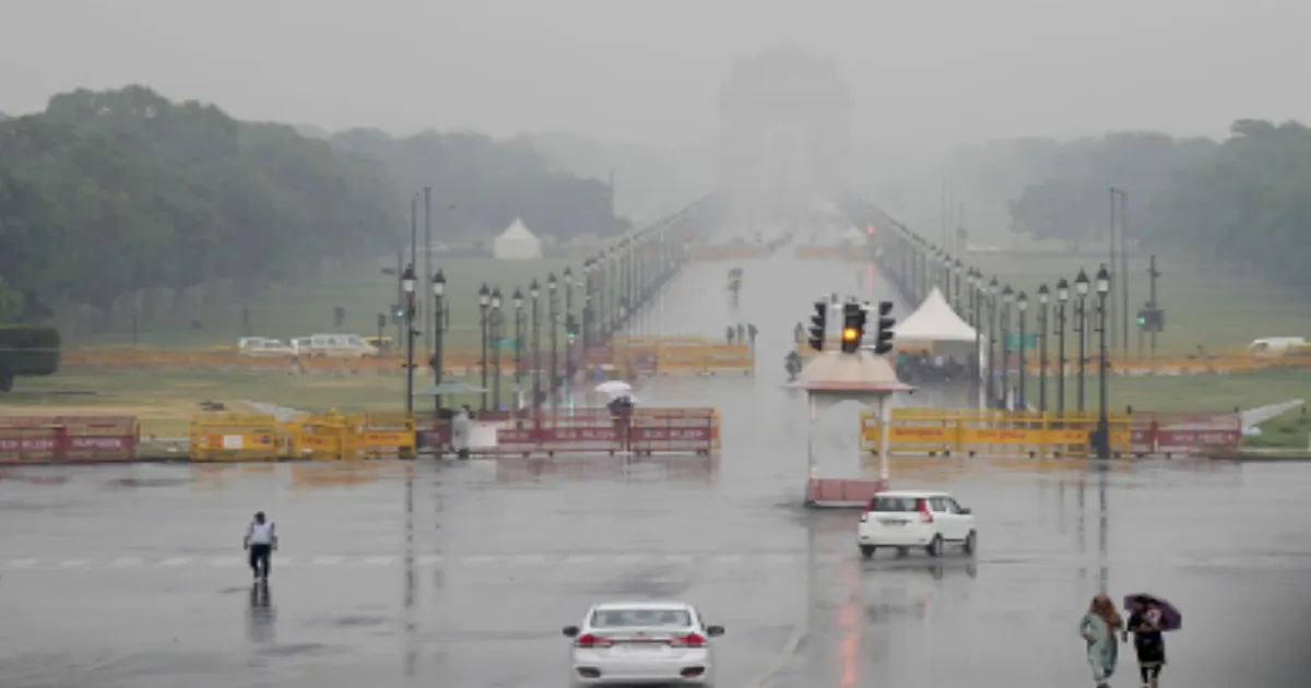 Delhi Wakes to Rain as IMD Predicts More Showers Today