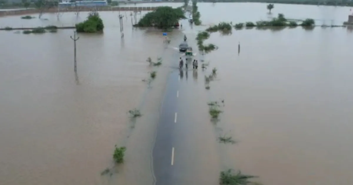 Gujarat Announces Free Textbooks for Students In Flood-Hit Areas