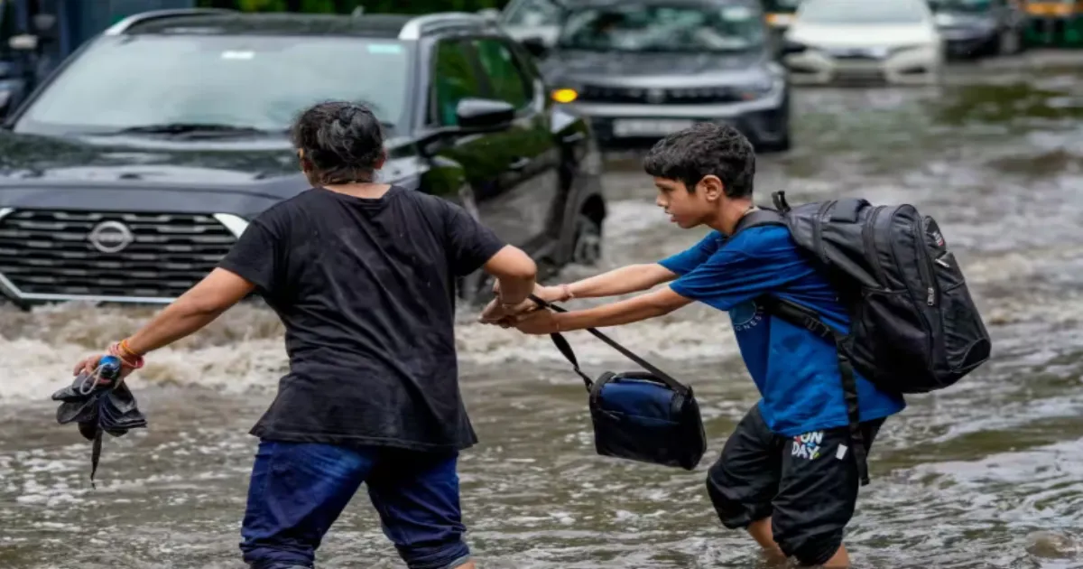 Delhi Under Red Alert as Heavy Rain, Thunderstorms Continue