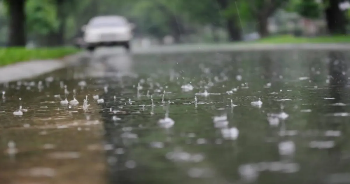 IMD Predicts Widespread Rain, Thunderstorms Across India on Tuesday
