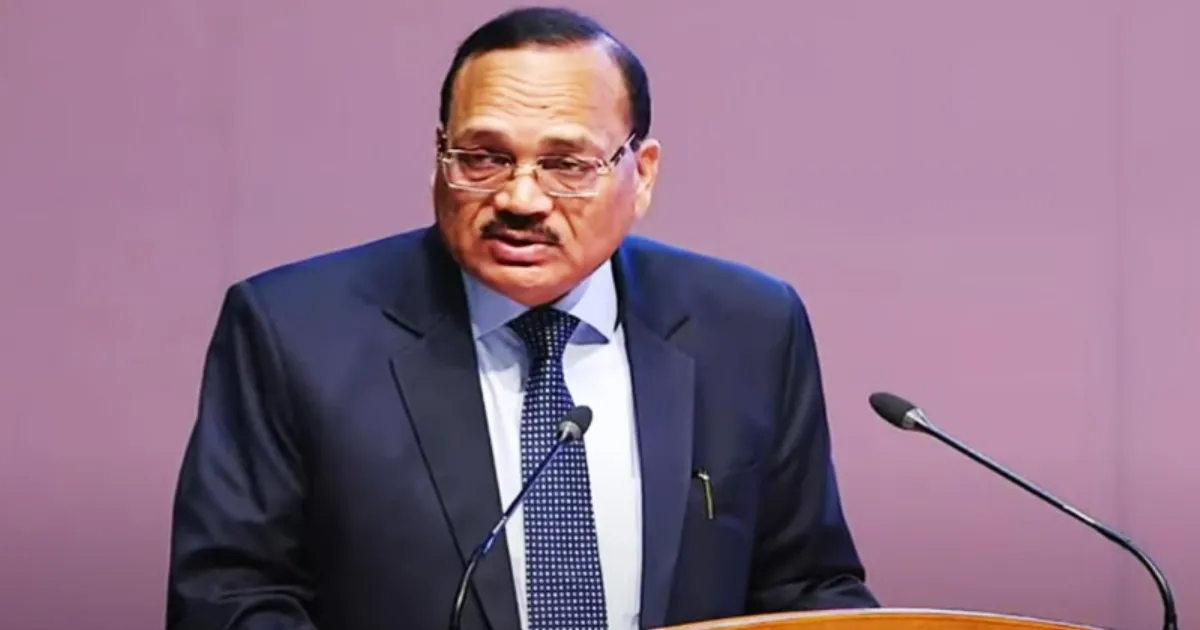 CJI Surya Kant Slams BCI Over NALSAR Enrolment Ban: 