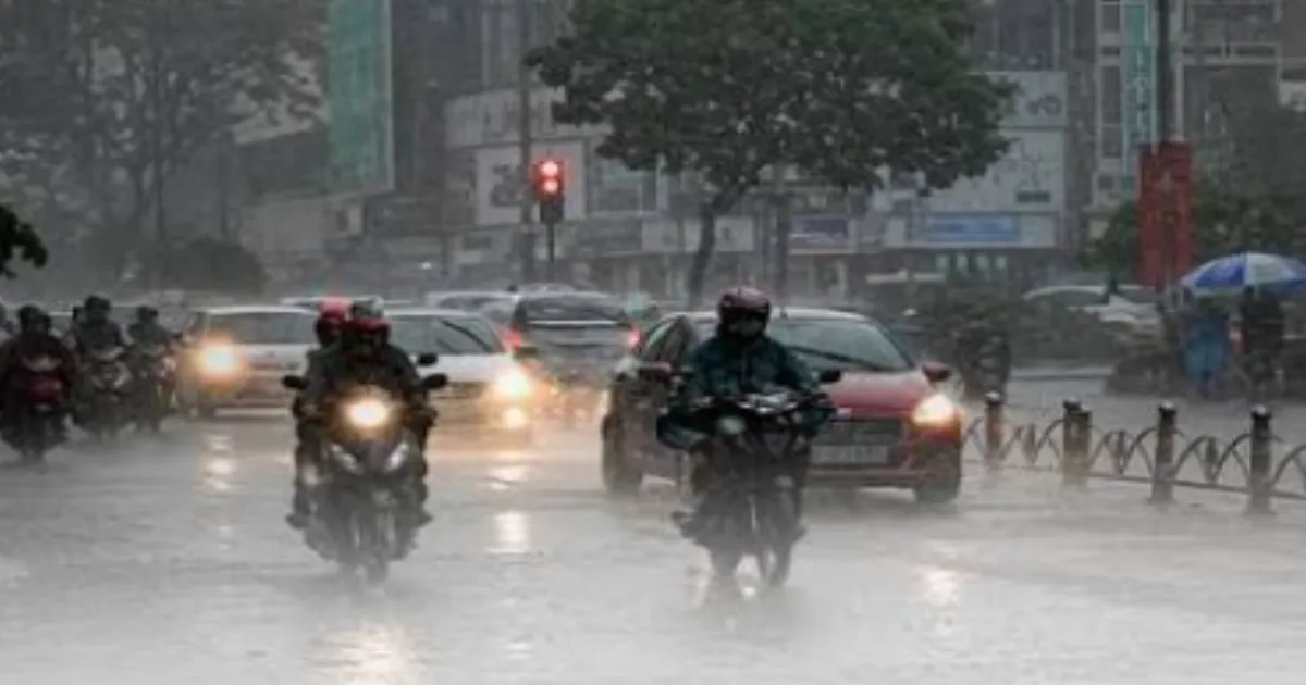 UP Braces For Heavy Rainfall as IMD Issues Fresh Alerts