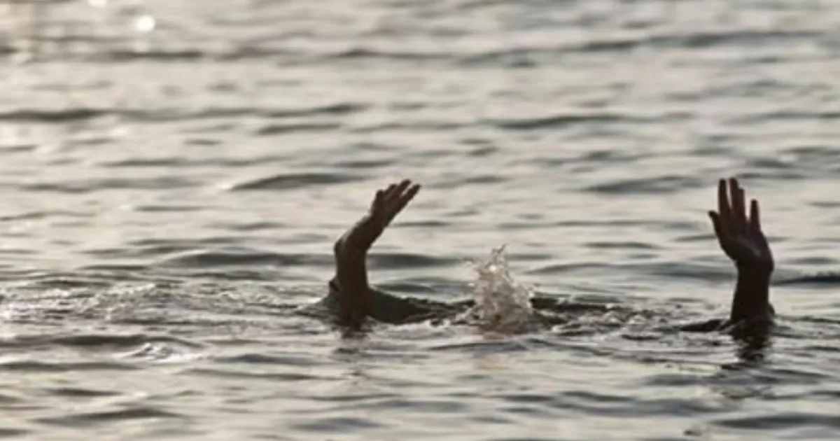 Two Mumbai Teens Drown While Swimming in Cattle Shed Tank