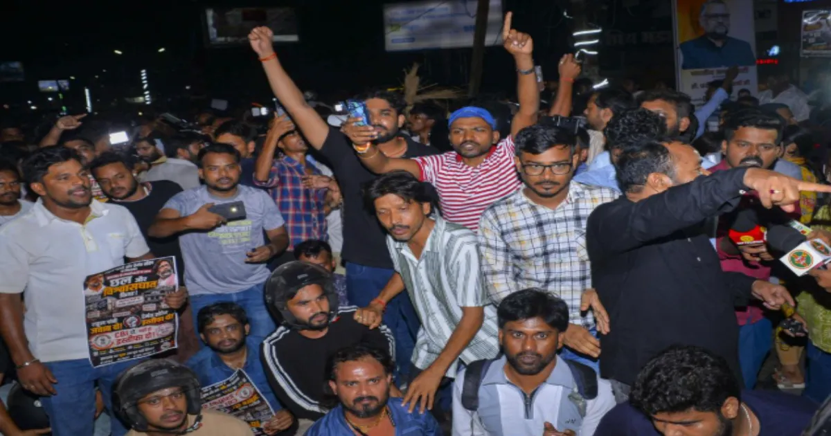 Jharkhand Unrest: Students, JMM Workers Clash Over Burning of CM's Effigy
