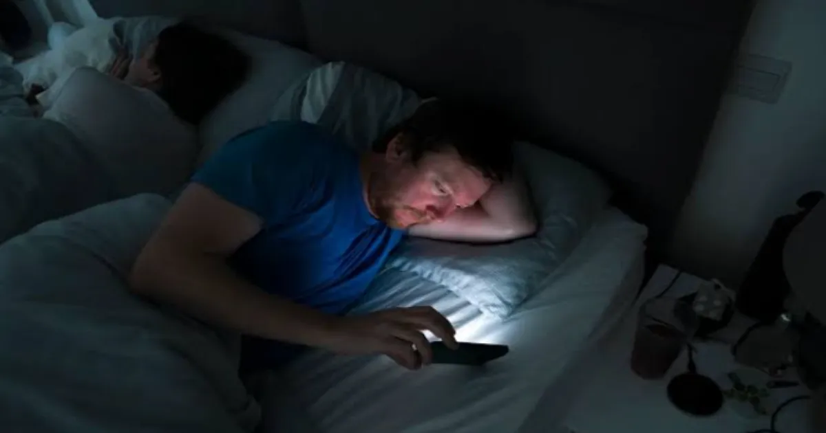 Struggling to Sleep at 2 AM? Huberman's Trick May Finally Help