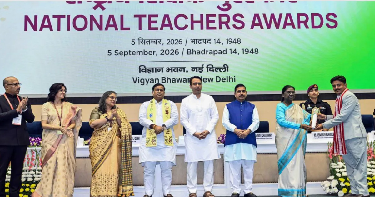 President Murmu Presents National Teacher Awards at New Delhi Ceremony