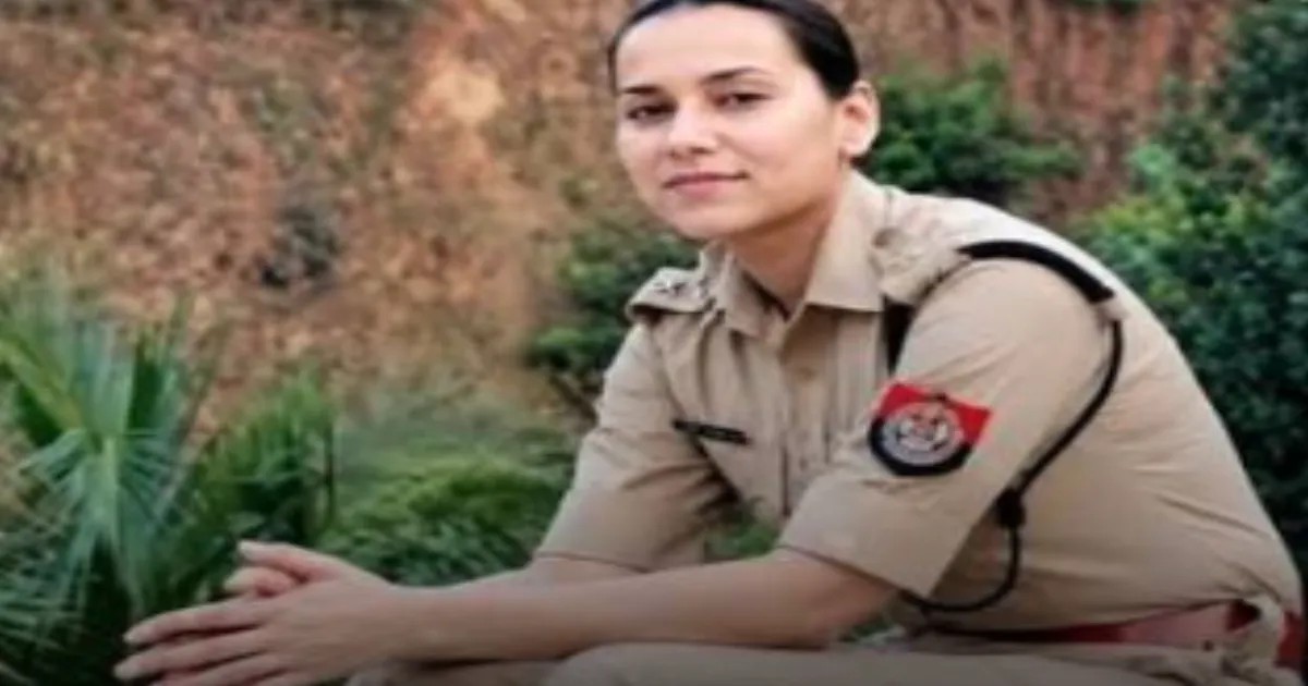 Sanjukta Parashar Becomes First Woman to Head CRPF's CoBRA Unit