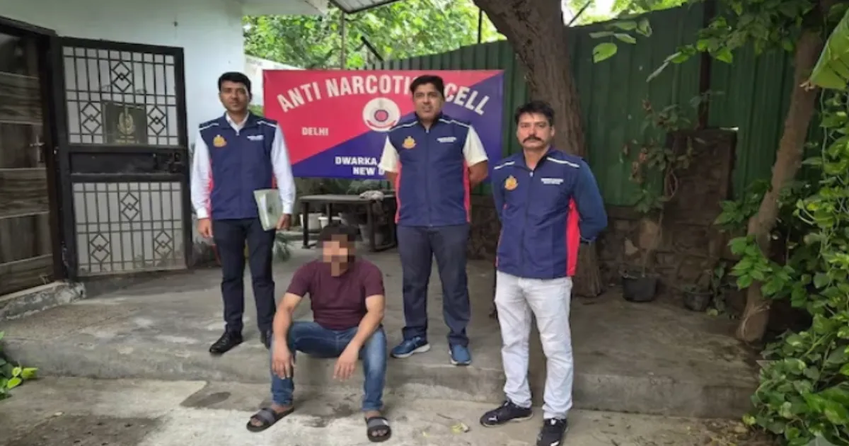 Delhi Police Arrest Man With 25 Cases For Allegedly Posing as Leader's Husband