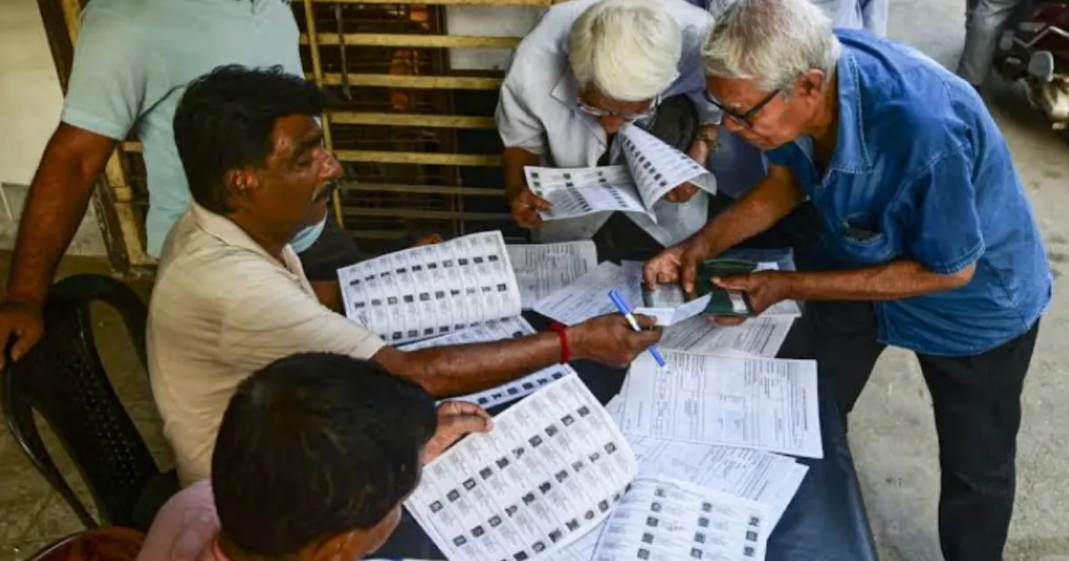 Amid Row, EC Scraps SIR Declaration From Form 6 in States Where Revision is Complete