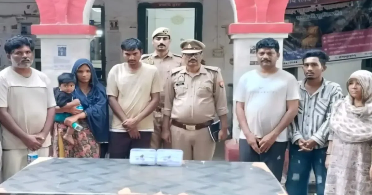Jhansi Railway Police Arrest Seven Relatives From Gujarat Over Thefts From Train Passengers