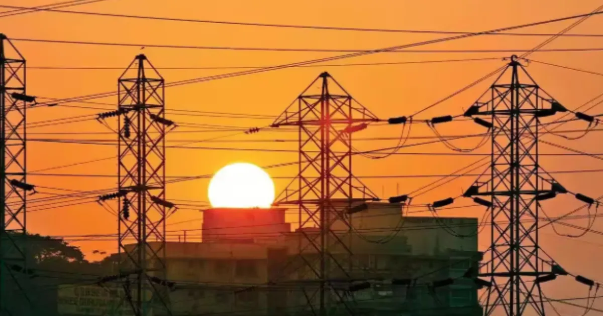 India Night Power Crunch: Weak Hydro, Coal Outages and Thin Storage Squeeze States