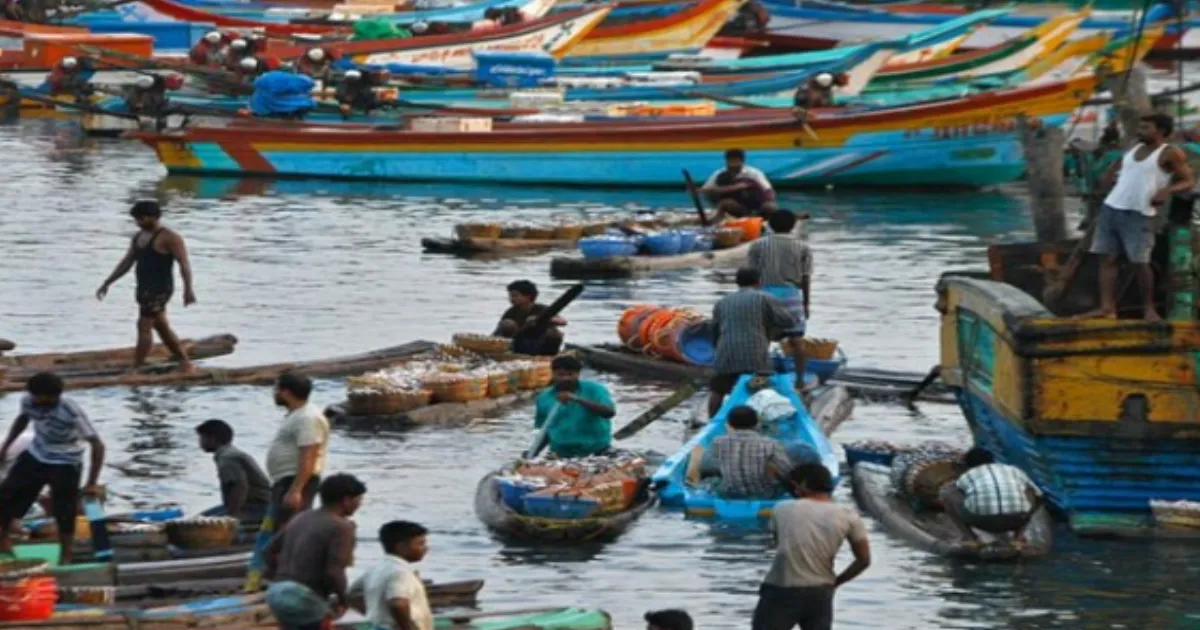 SC Asks Centre, Tamil Nadu to Sensitise Fishermen on Sri Lankan Waters