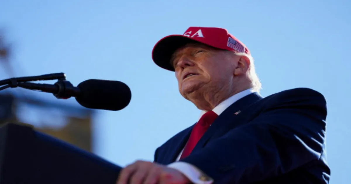 Trump Says Microbes Have Grown Stronger and Smarter, Plans Putin Call on Russia Plague Case
