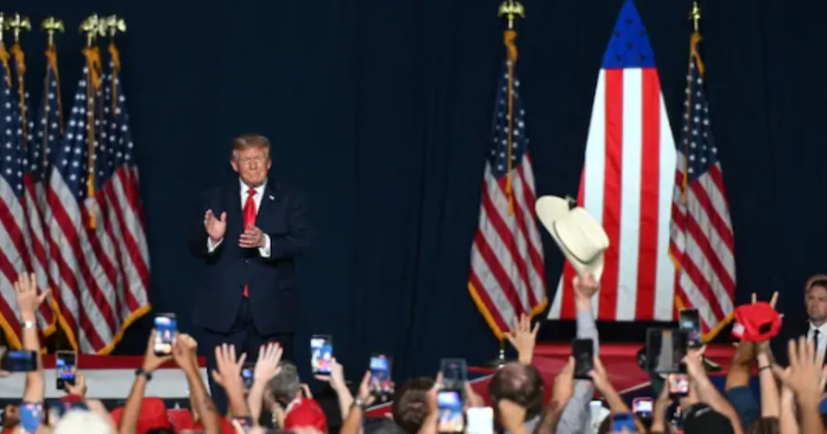 Trump Mocks Heckler at Texas Rally, Claims Protesters are Paid