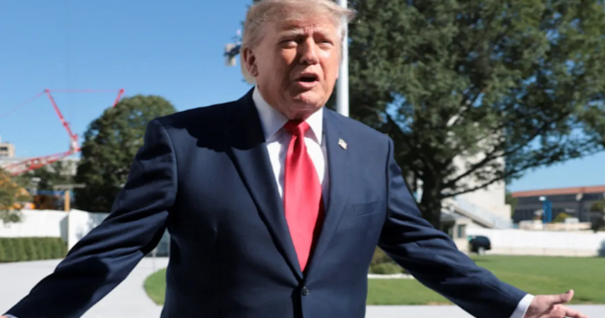Trump Appeals to Supreme Court Despite Nearly $1 Million Sanctions in Clinton Lawsuit