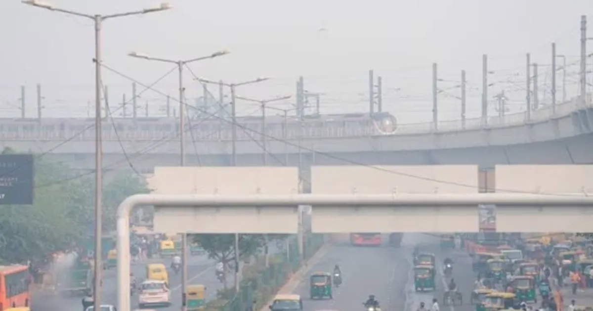 Kolkata Records AQI of 172, Ranks Second in IQAir Global List