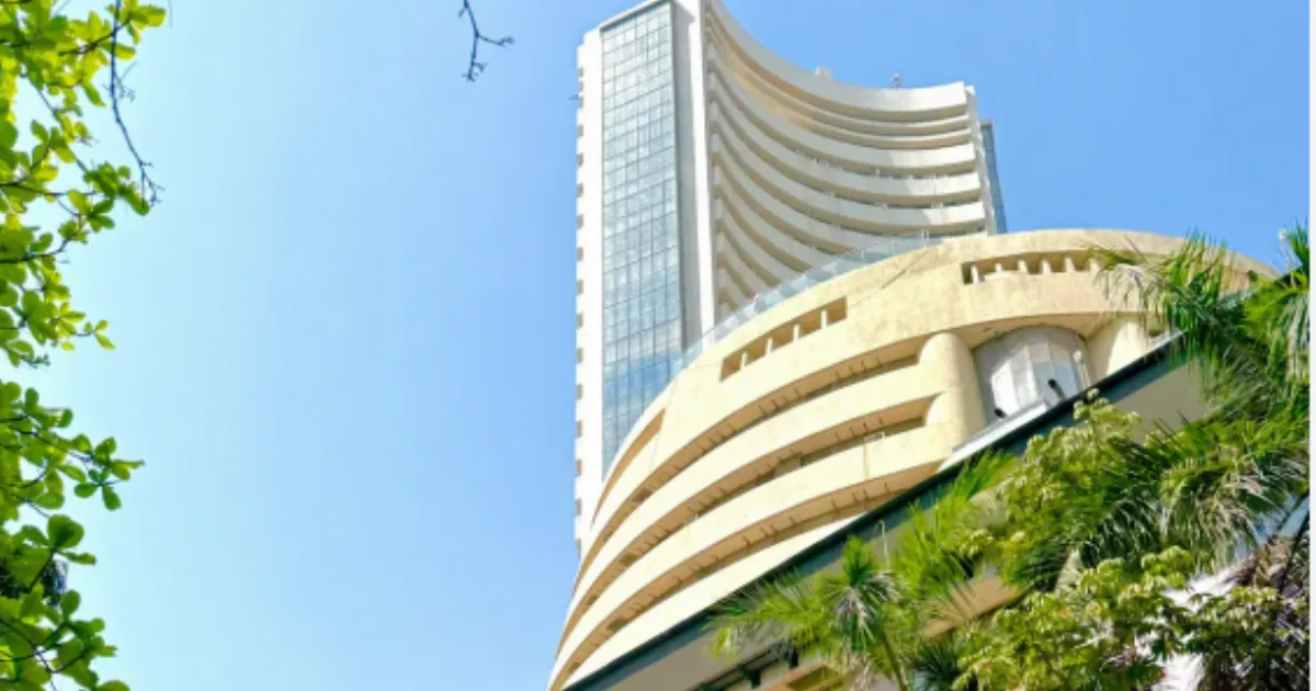 Stock Market Today: Sensex Falls 304 Points, Nifty Below 22,700 