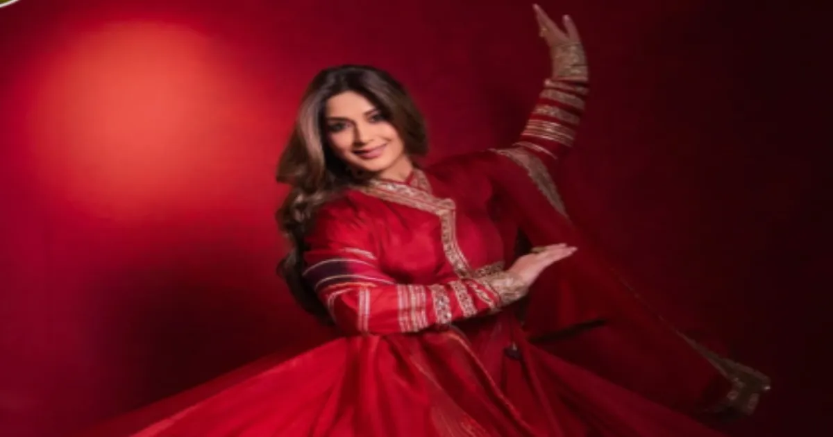 Sonali Bendre Wears Sindoori Red Anarkali For Karwa Chauth