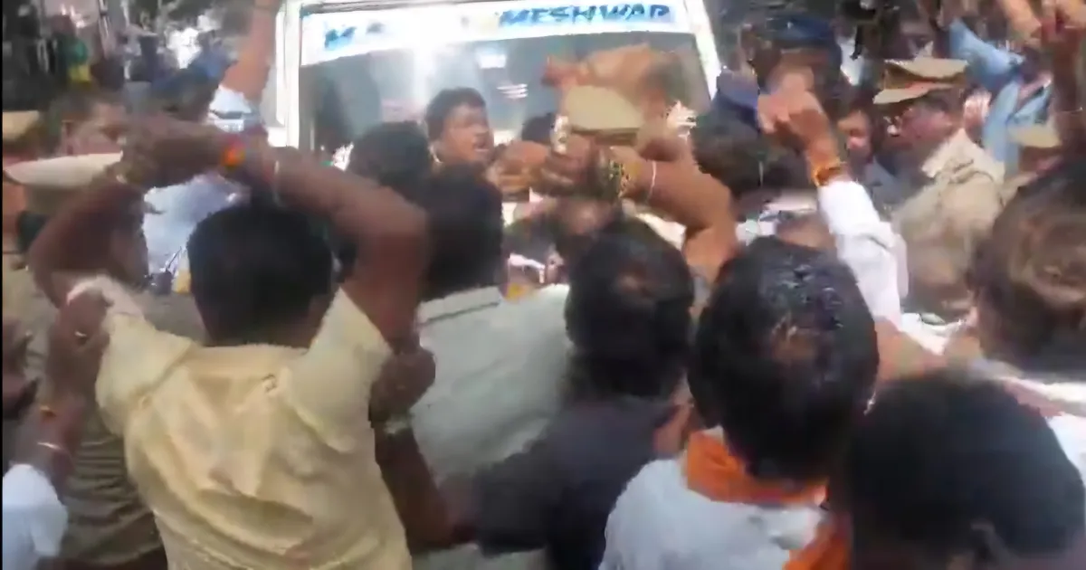 #BREAKING: TN POLICE ARREST BJP LEADER TAMILISAI SOUNDARARAJAN