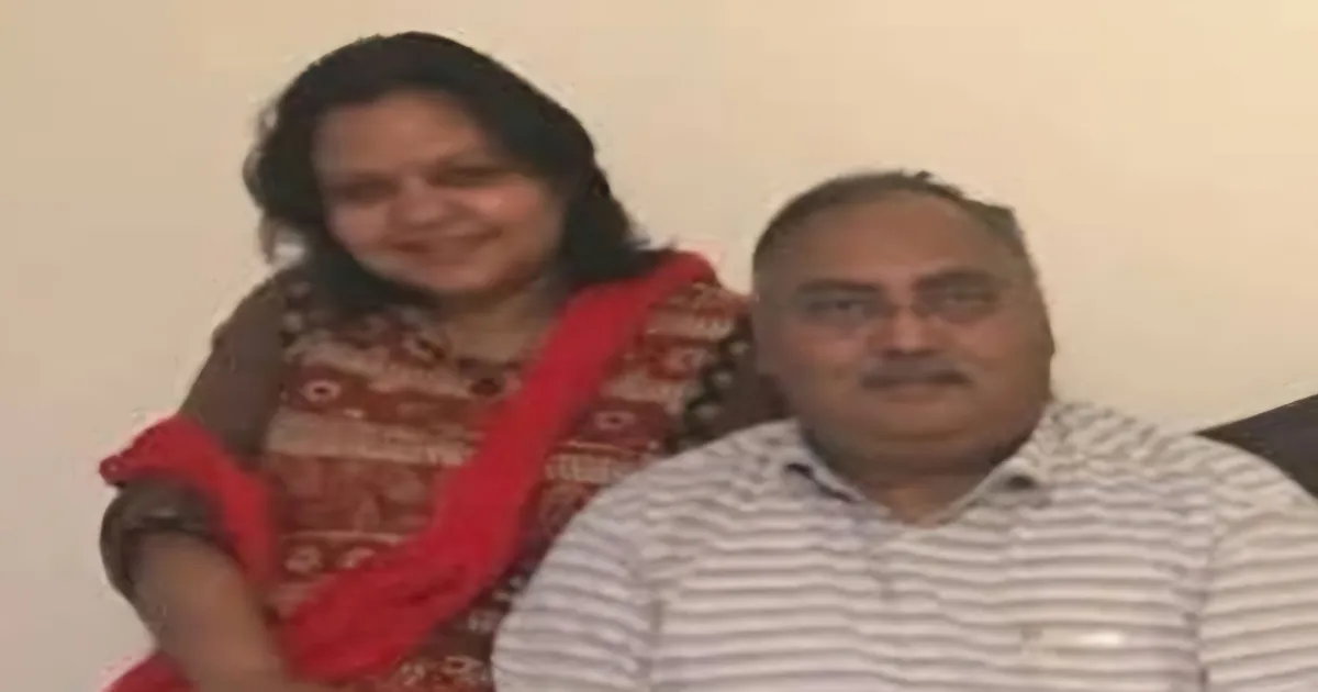 Wife Threw Chilli Powder on His Face, Tied Him Up, and Stabbed a Former DGP to Death!