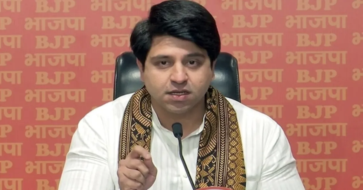 congress-has-muslim-league-jinnah-mindset-shehzad-poona