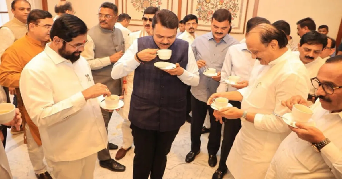 chemical-locha-hai-shinde-takes-dig-at-raut-fadnavis-an