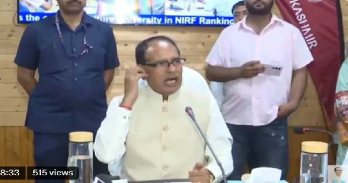 shivraj-chouhan-invites-tourists-to-kashmir-calls-it-he