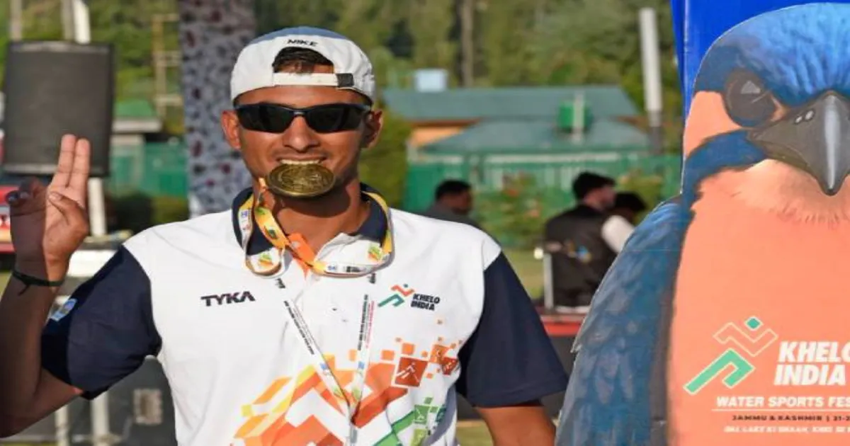 local-kayaking-star-mohsin-ali-wins-gold-gets-praise-fr
